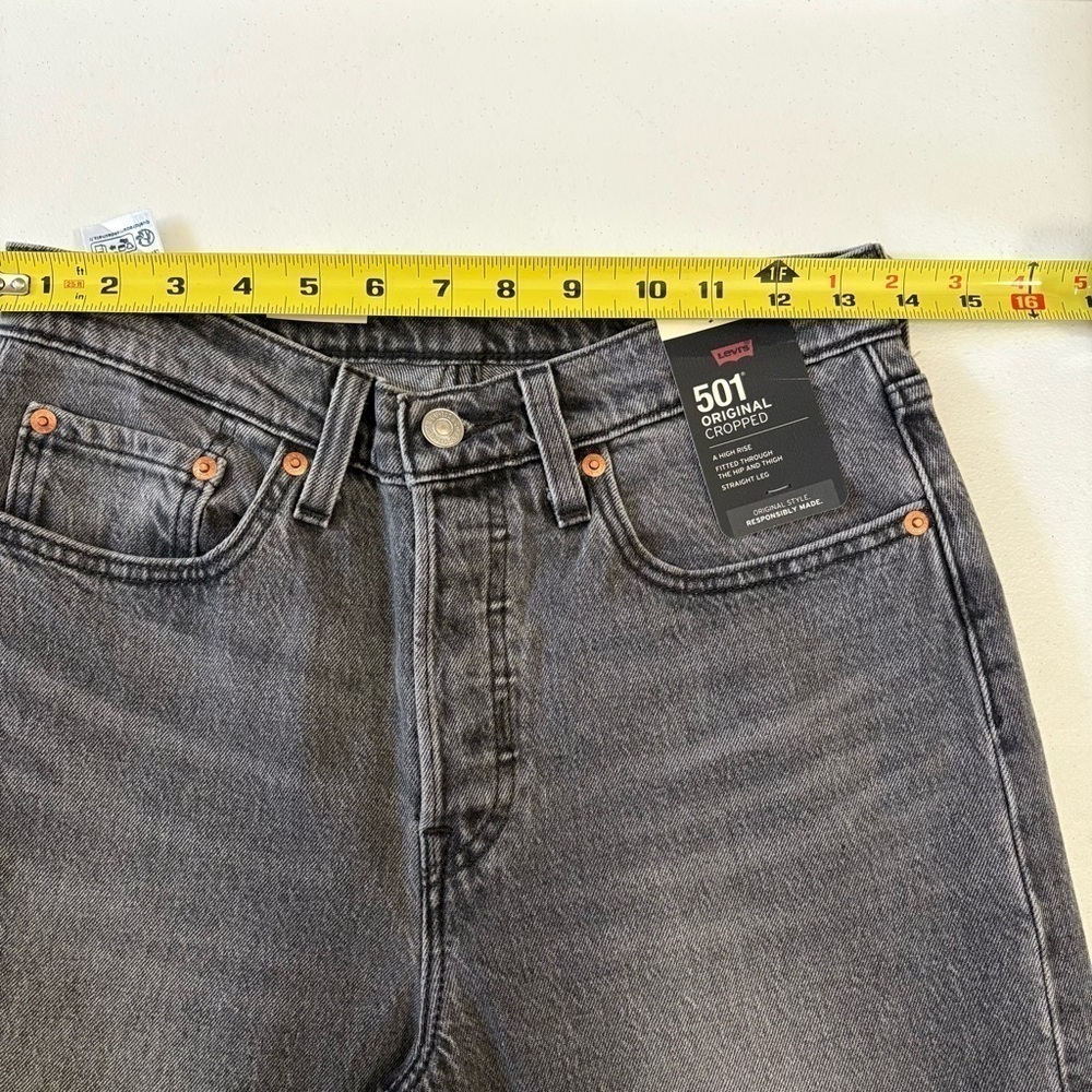 Levis 501 Womens Original Cropped Straight Leg Jeans size 27x26 - Picture 11 of 13